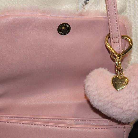 Juicy Couture CROSSBODY PINK purse furry HEART CHARM fluffy Pom Pom puff - Picture 8 of 14
